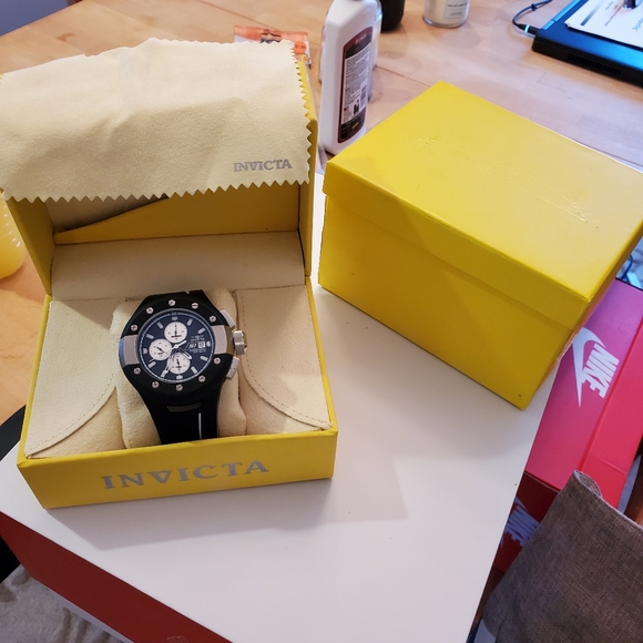 INVICTA WATCH - Picture 2 of 7